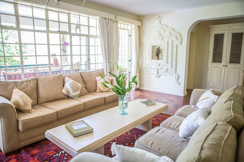 Garden Cottage - Gallery 19